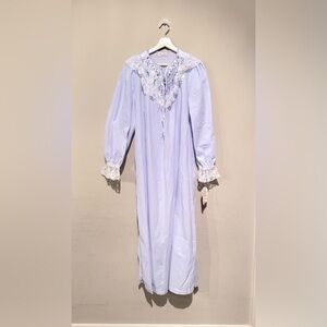NWT VINTAGE FAMOUS BODIES NIGHTGOWN DRESS LACE LONG Women M Sleepwear Loungewear